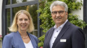 Bernd Wiechel übergibt seine Aufgabe an Wiebke Krohn, die zum 1. Januar 2027 Hauptgeschäftsführerin wird.